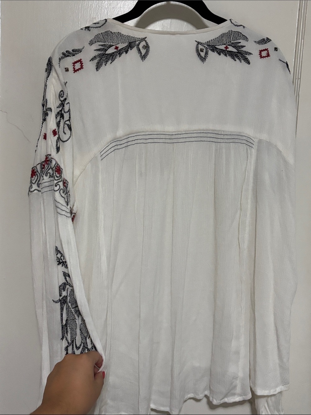 Free People White Peasant Blouse with Black & Red Embroidery - Picture 7 of 8
